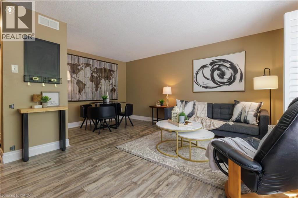 175 Elm Ridge Drive Unit# 48, Kitchener, Ontario  N2N 1L7 - Photo 4 - 40842558
