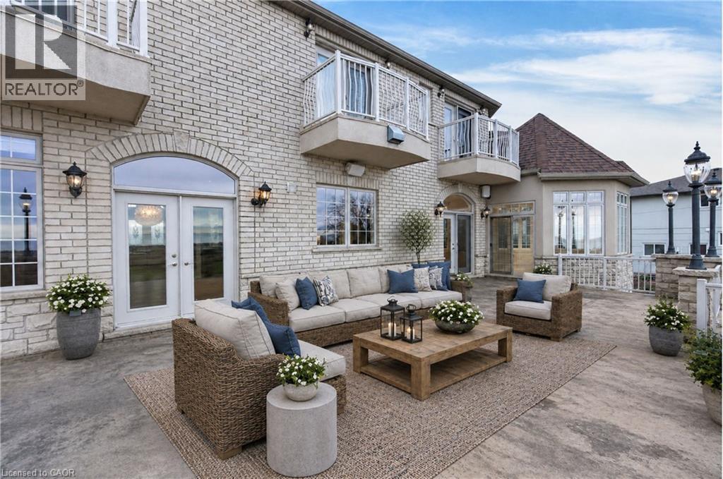 803 Ridge Road, Hamilton, Ontario  L8J 2Y3 - Photo 4 - 40842425