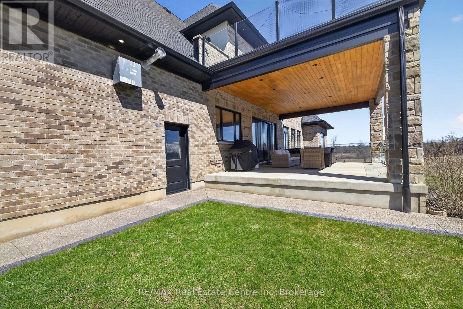 7645 Maltby Road E, Puslinch, Ontario  N0B 2J0 - Photo 46 - X13482140