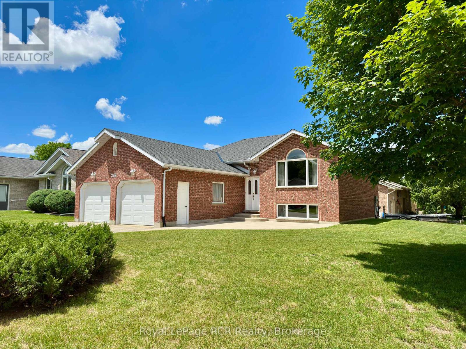 238 4th Street Crescent, Hanover, Ontario  N4N 3S2 - Photo 2 - X13482310