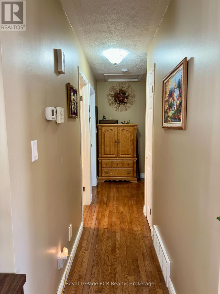238 4th Street Crescent, Hanover, Ontario  N4N 3S2 - Photo 24 - X13482310