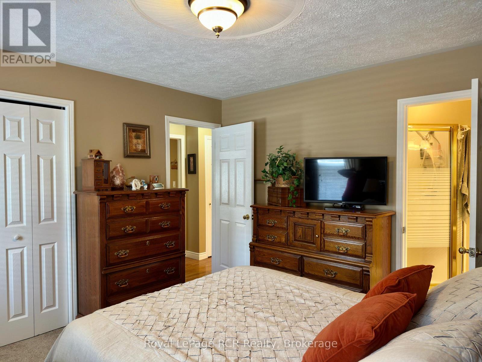 238 4th Street Crescent, Hanover, Ontario  N4N 3S2 - Photo 28 - X13482310
