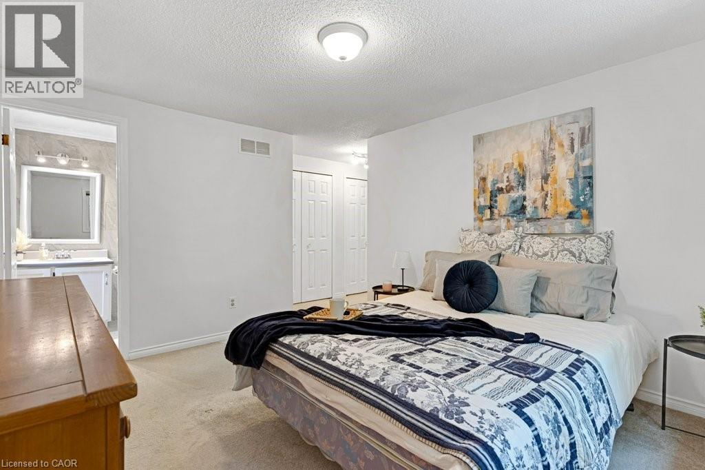 31 Pinewarbler Drive, Hamilton, Ontario  L9A 4Z8 - Photo 15 - 40842547