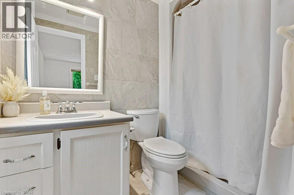 31 Pinewarbler Drive, Hamilton, Ontario  L9A 4Z8 - Photo 16 - 40842547