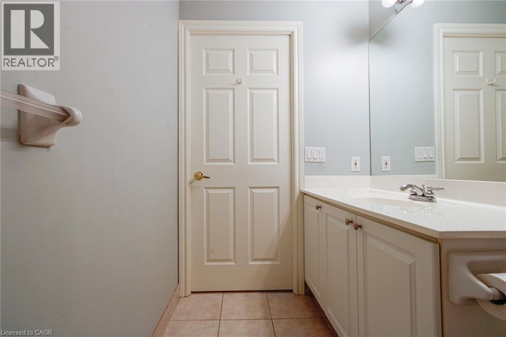 100 Burloak Drive Unit# 1510, Burlington, Ontario  L7L 6P6 - Photo 13 - 40842038