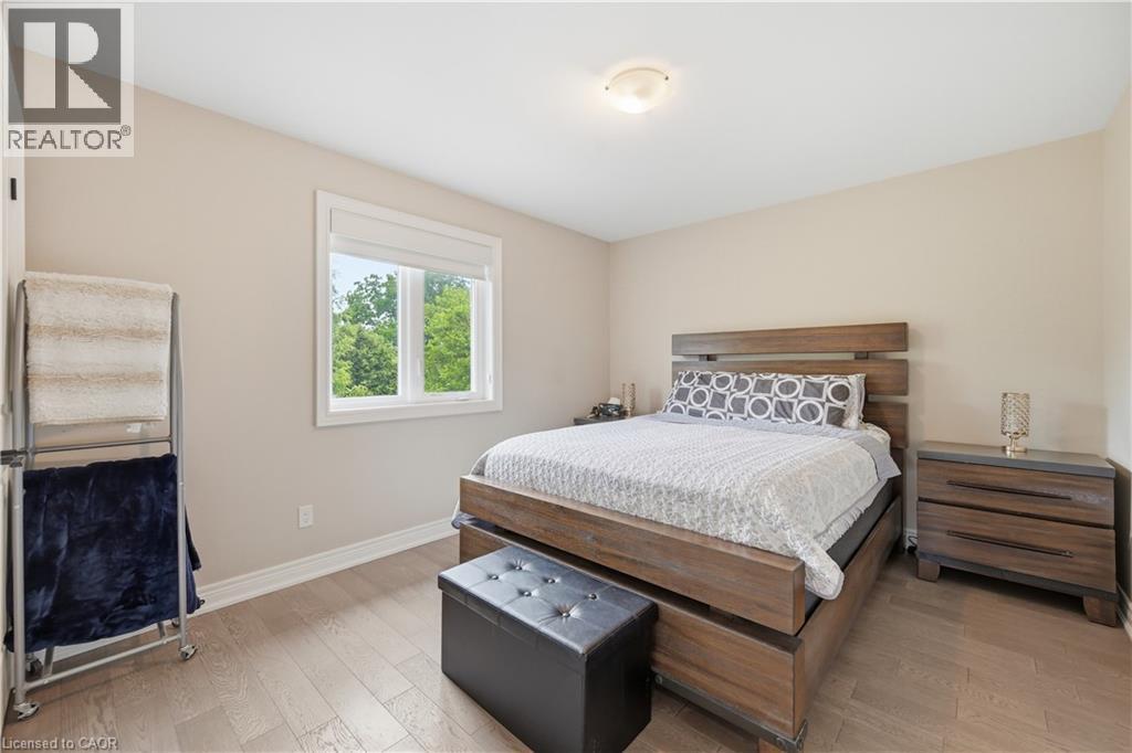 1 Lindsay Way, Grimsby, Ontario  L3M 0H6 - Photo 30 - 40839794