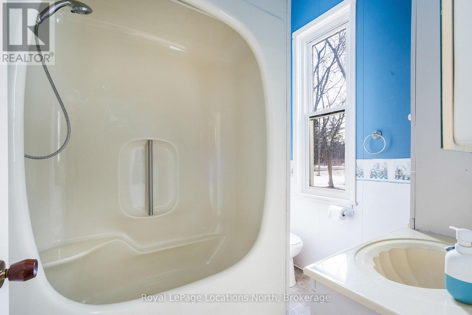 9038 County Rd 91 Road, Clearview, Ontario  L0M 1H0 - Photo 21 - S13482392