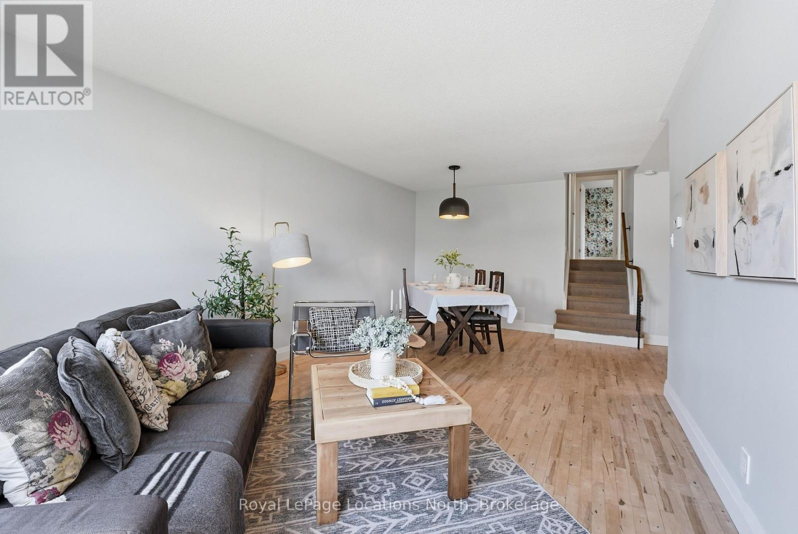 32 Courtice Crescent, Collingwood, Ontario  L9Y 4G1 - Photo 3 - S13482478