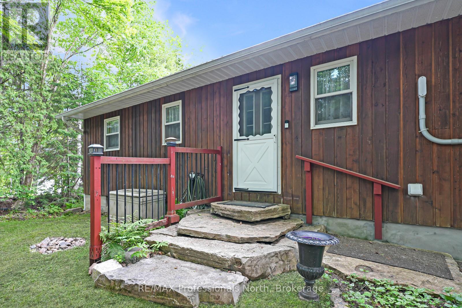 6198 Haliburton Lake Road, Dysart Et Al, Ontario  K0M 1S0 - Photo 7 - X13482452