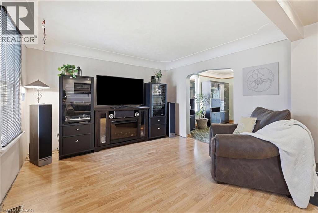 144 Campbell Avenue, Hamilton, Ontario  L8H 2E9 - Photo 6 - 40842451