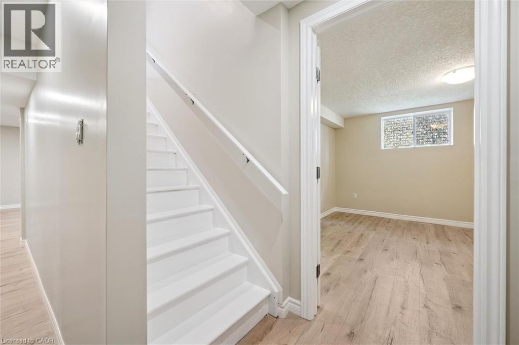 556 Black Street, Fergus, Ontario  N1M 0A3 - Photo 31 - 40842608
