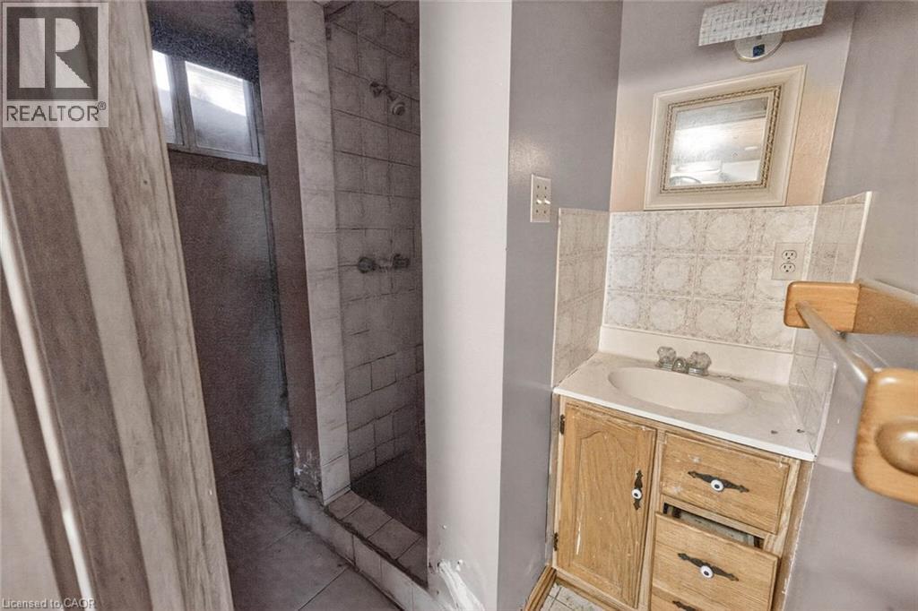 340 Fairlawn Street, Oshawa, Ontario  L1J 4R3 - Photo 42 - 40842442