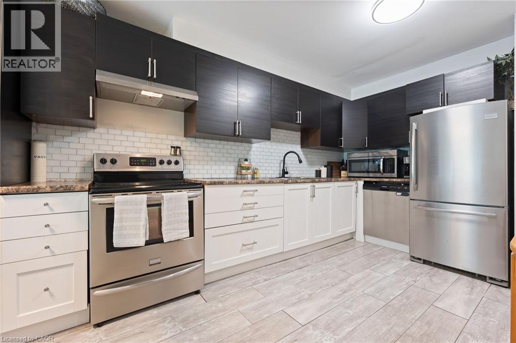 149 Brantwood Park Road Unit# D, Brantford, Ontario  N3P 1X9 - Photo 11 - 40841070