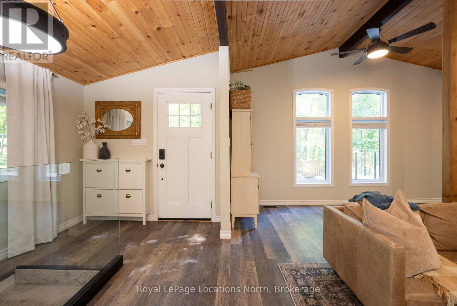 74 Slalom Drive, Oro-Medonte, Ontario  L0K 1N0 - Photo 10 - S13482886