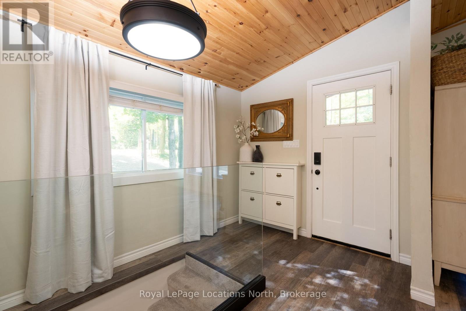74 Slalom Drive, Oro-Medonte, Ontario  L0K 1N0 - Photo 11 - S13482886