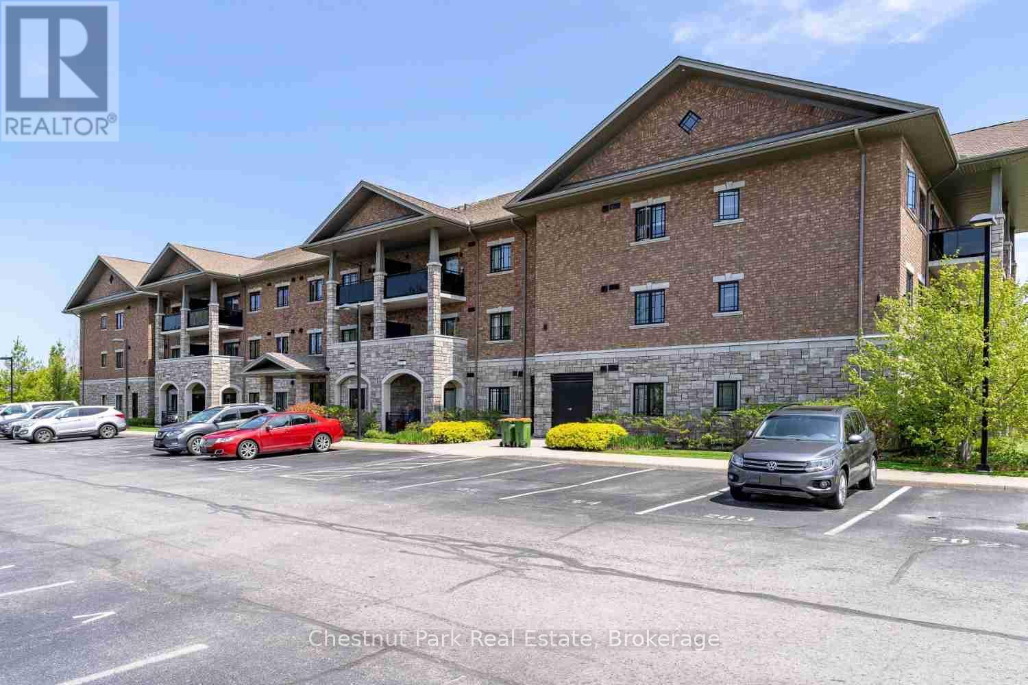 304 - 1 Chamberlain Crescent, Collingwood, Ontario  L9Y 0X7 - Photo 3 - S13482916