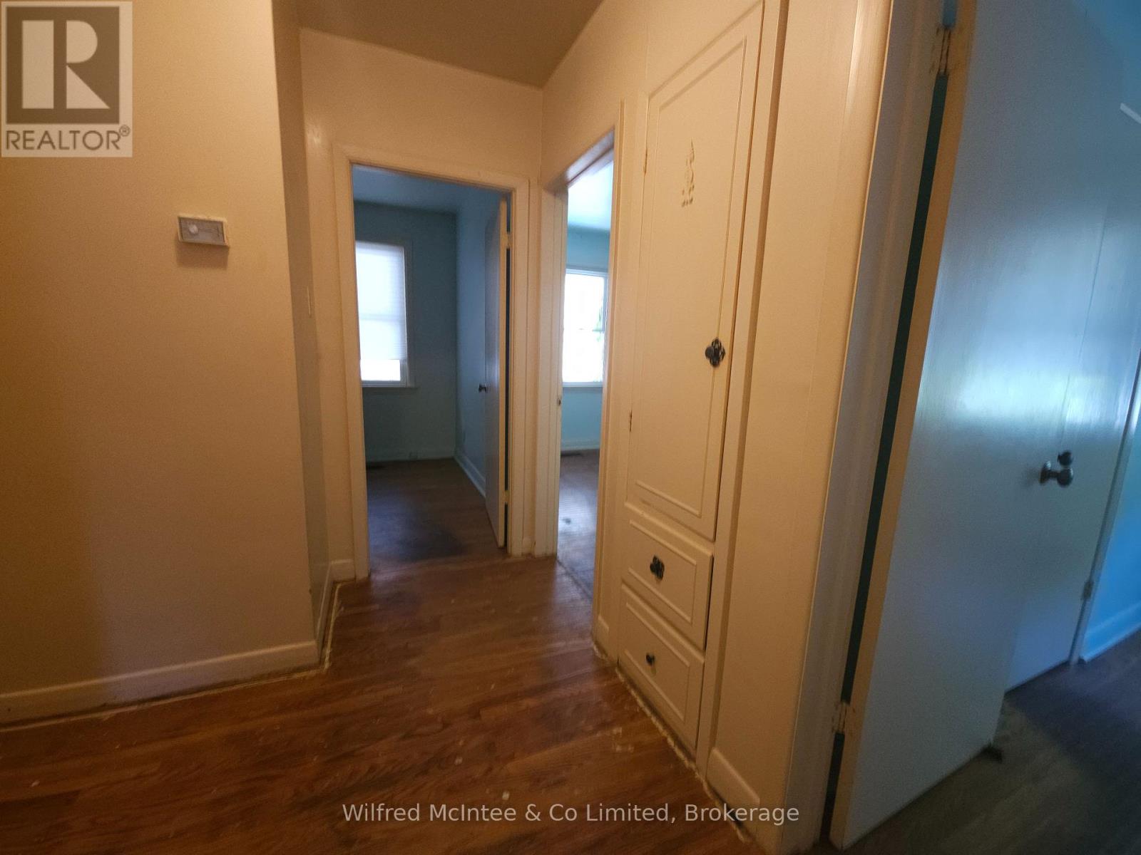 69 Haliburton Avenue, Toronto, Ontario  M9B 4Y6 - Photo 17 - W13483026