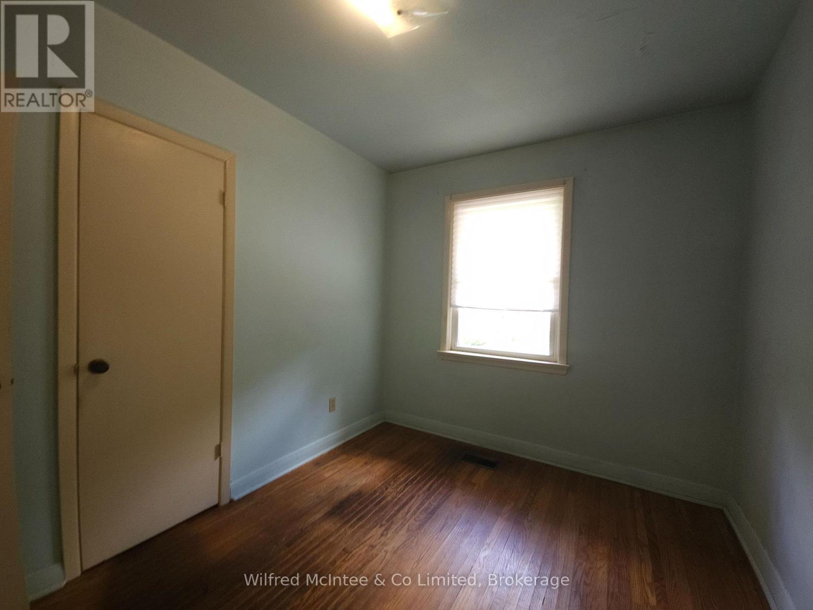 69 Haliburton Avenue, Toronto, Ontario  M9B 4Y6 - Photo 18 - W13483026