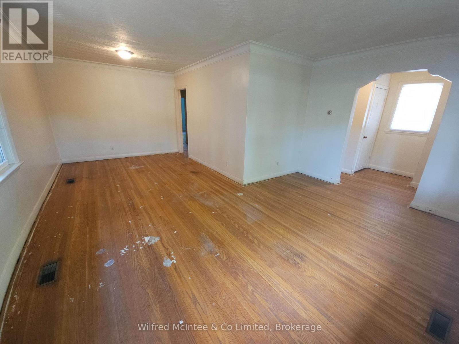 69 Haliburton Avenue, Toronto, Ontario  M9B 4Y6 - Photo 22 - W13483026
