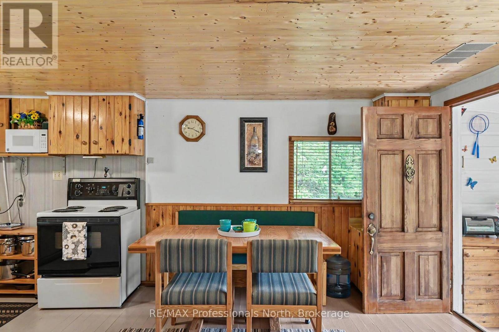 3701 Gelert Road, Minden Hills, Ontario  K0M 2K0 - Photo 9 - X13482806