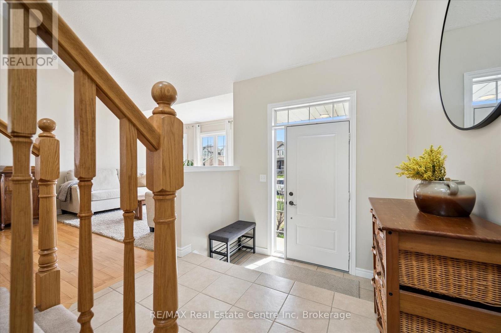 556 Black Street, Centre Wellington, Ontario  N1M 0A3 - Photo 4 - X13482854