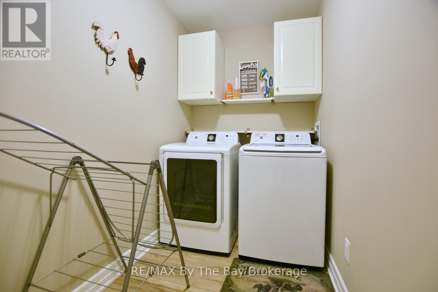 12 New York Avenue, Wasaga Beach, Ontario  L9Z 3A8 - Photo 17 - S13483208