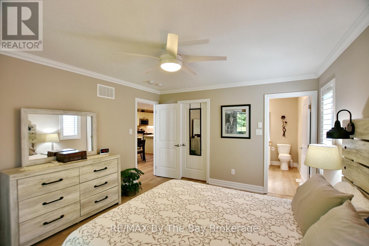 12 New York Avenue, Wasaga Beach, Ontario  L9Z 3A8 - Photo 25 - S13483208