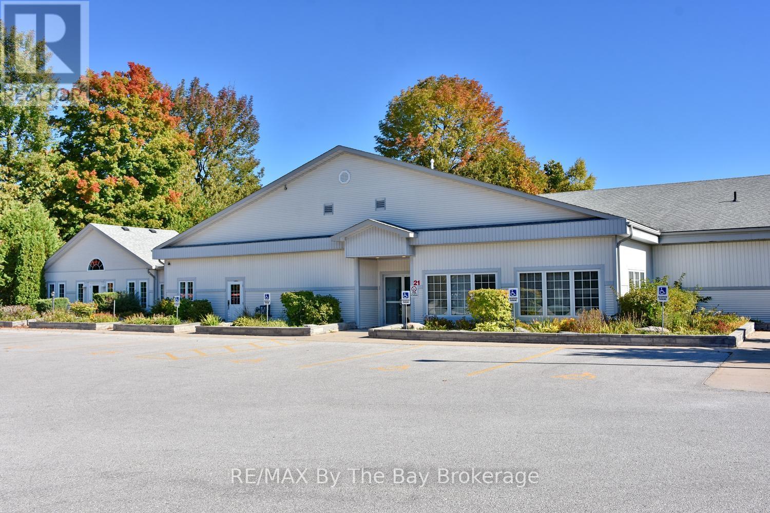 12 New York Avenue, Wasaga Beach, Ontario  L9Z 3A8 - Photo 28 - S13483208