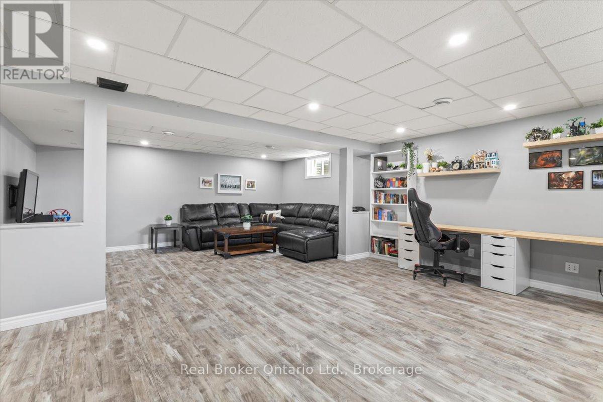220 Forler Street, West Grey, Ontario  N0G 2M0 - Photo 14 - X13483148