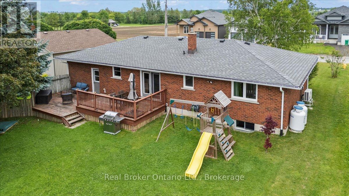 220 Forler Street, West Grey, Ontario  N0G 2M0 - Photo 2 - X13483148