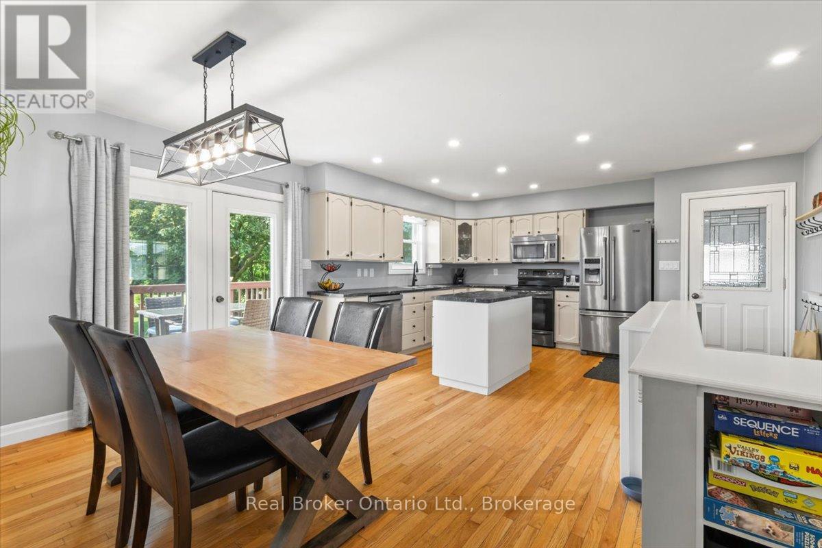 220 Forler Street, West Grey, Ontario  N0G 2M0 - Photo 4 - X13483148