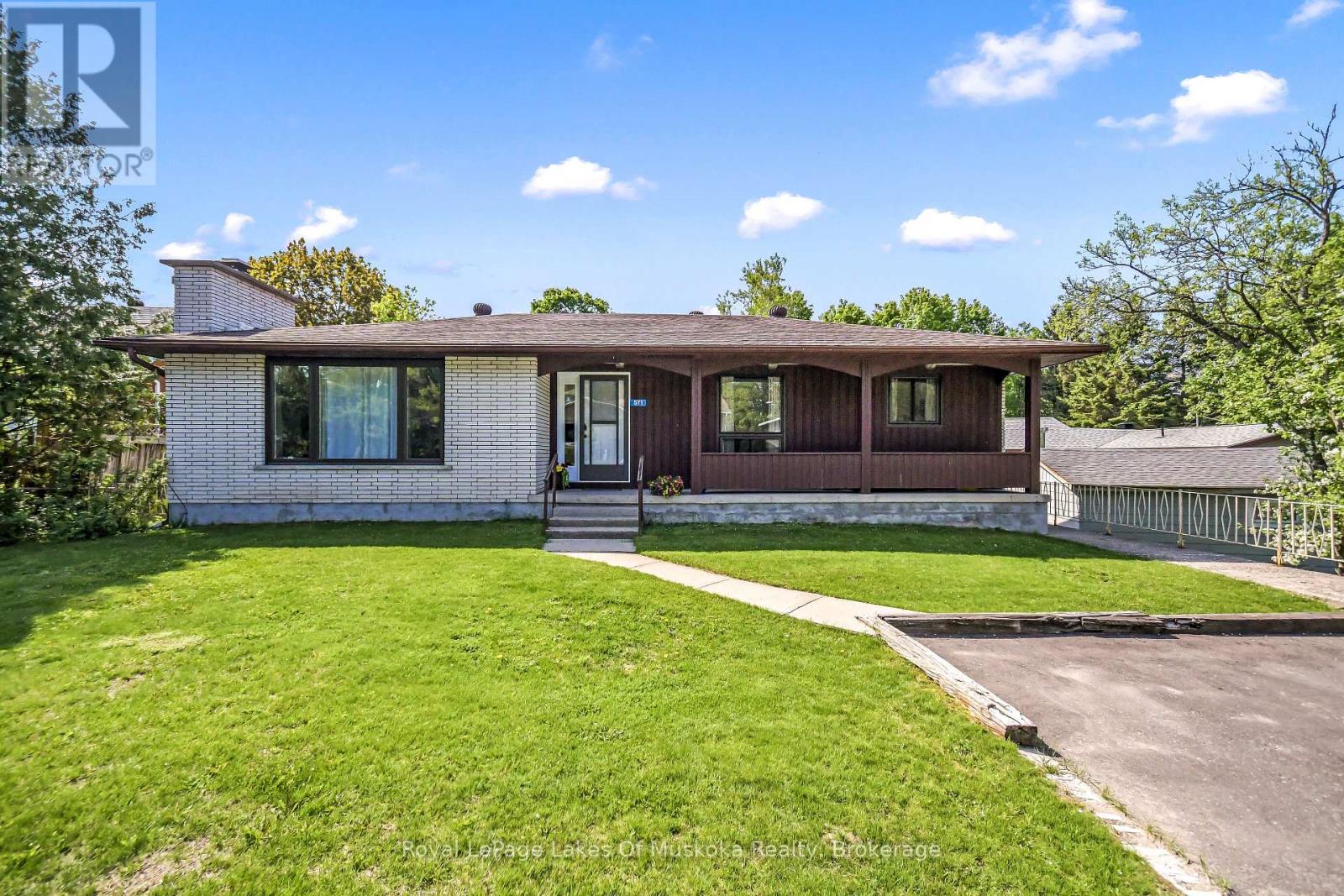 571 David Street E, Gravenhurst, Ontario  P1P 1M1 - Photo 2 - X13483176