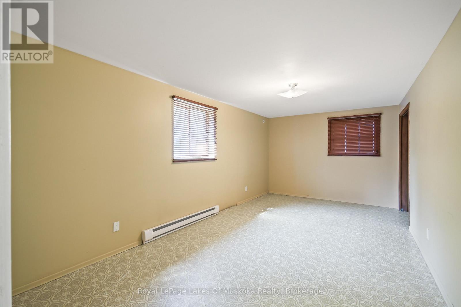 571 David Street E, Gravenhurst, Ontario  P1P 1M1 - Photo 21 - X13483176