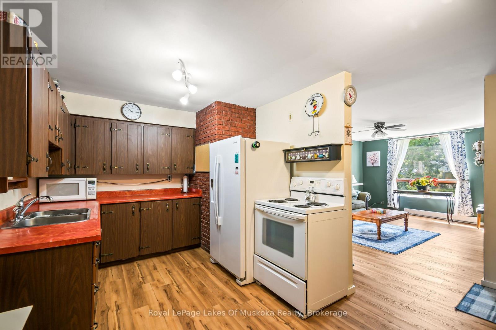 571 David Street E, Gravenhurst, Ontario  P1P 1M1 - Photo 22 - X13483176