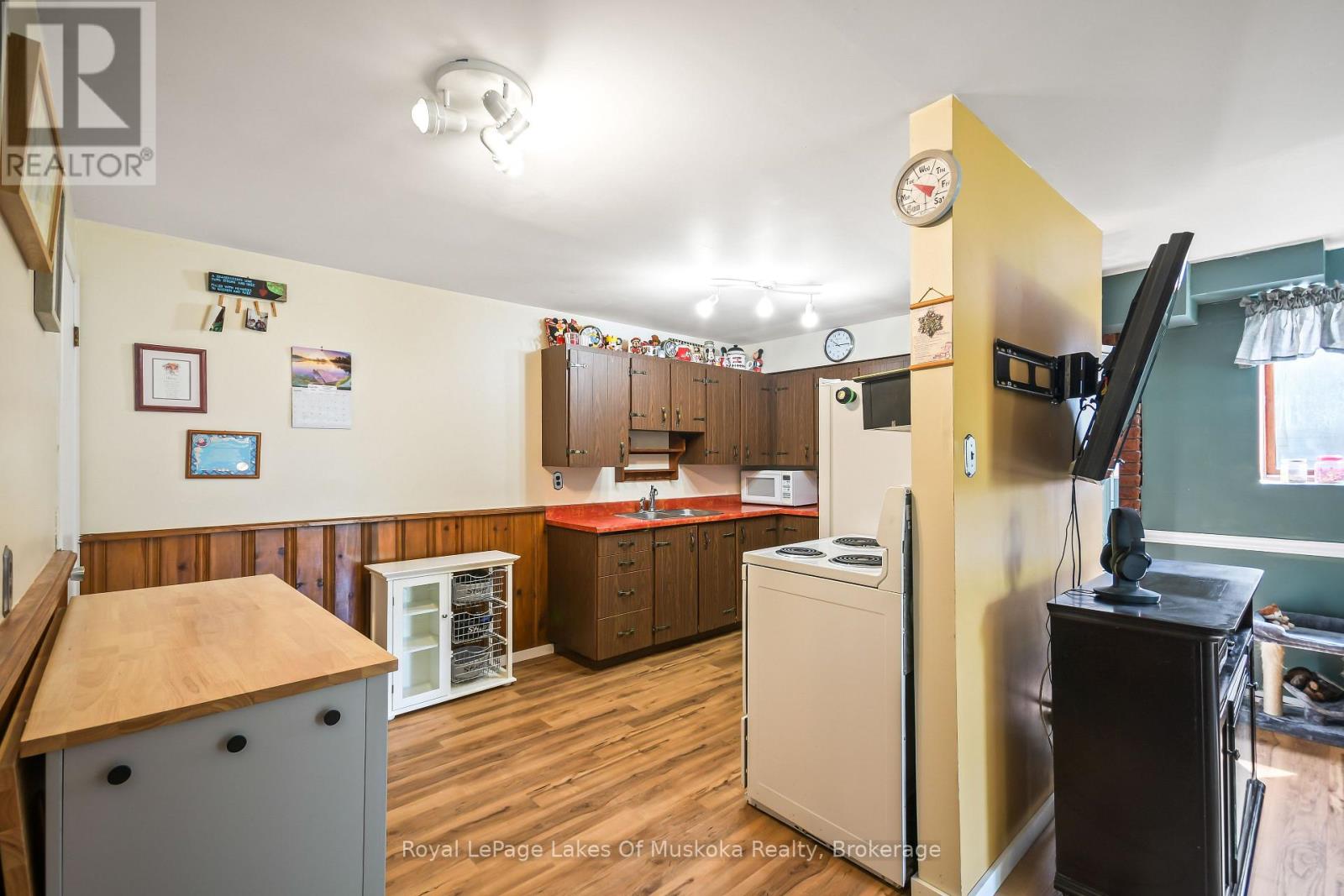 571 David Street E, Gravenhurst, Ontario  P1P 1M1 - Photo 23 - X13483176
