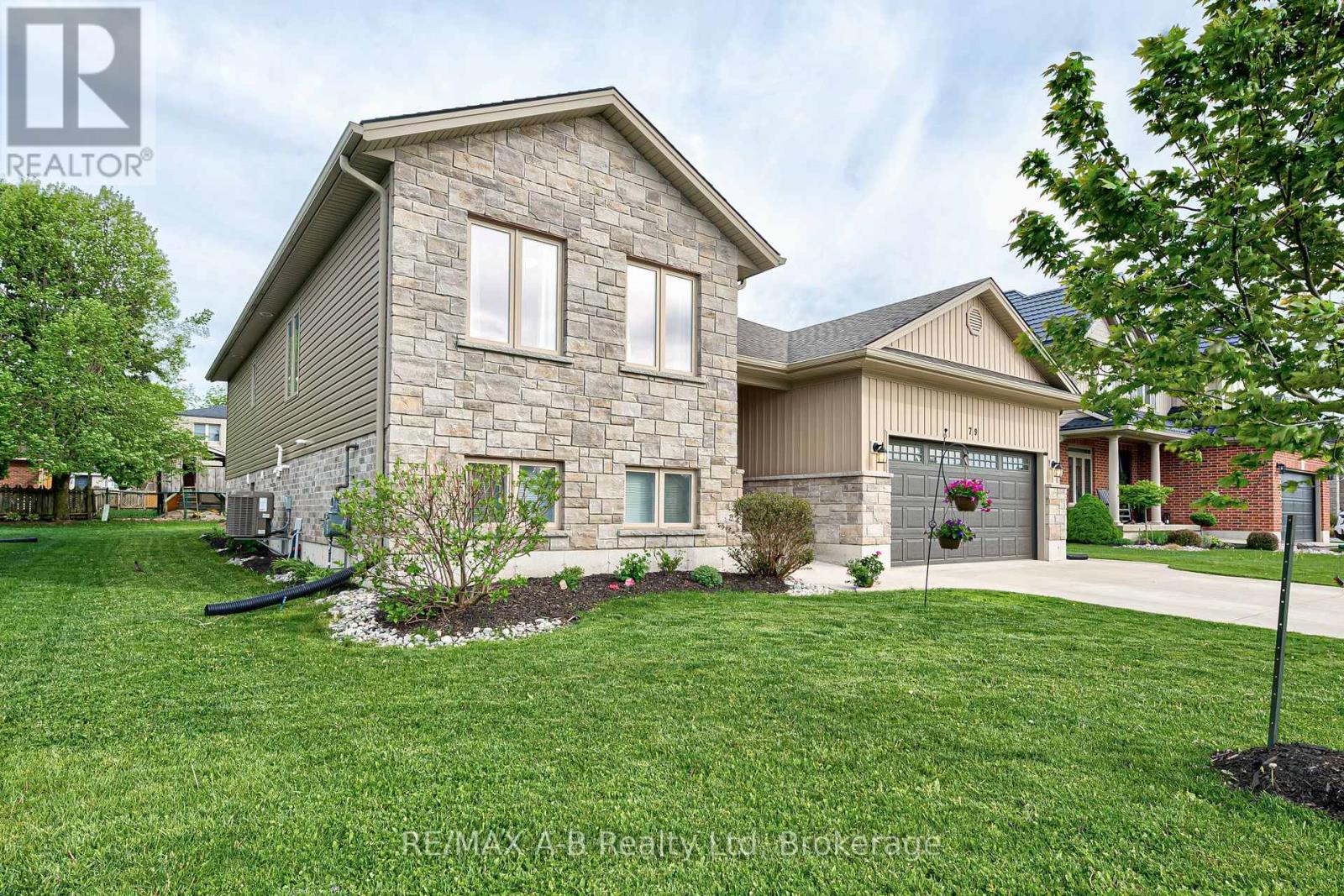 79 Sylvia Street, West Perth, Ontario  N0K 1N0 - Photo 3 - X13483224