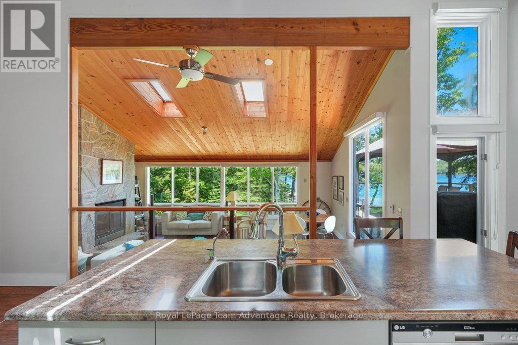 25 Island 20c, Carling, Ontario  P0G 1G0 - Photo 17 - X13483332