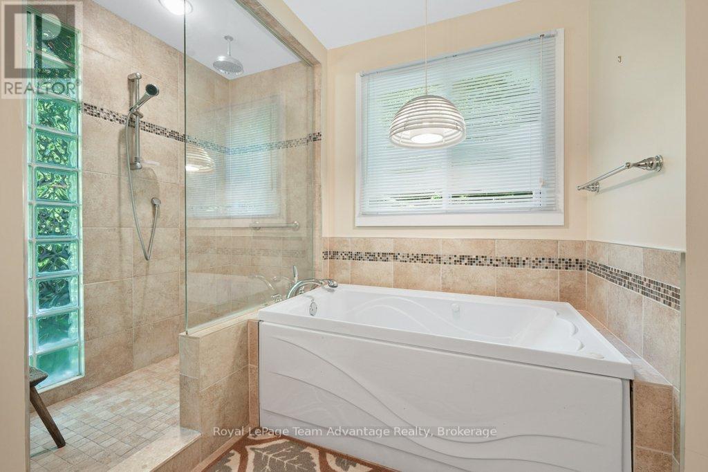 25 Island 20c, Carling, Ontario  P0G 1G0 - Photo 30 - X13483332