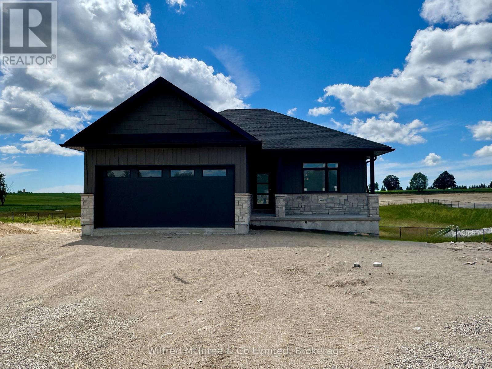 38 Galen Street, South Bruce, Ontario  N0G 2S0 - Photo 2 - X13483818
