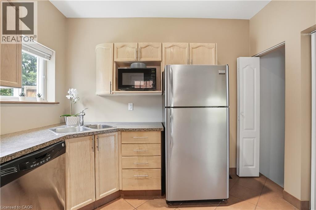 19 Huntley Street, Hamilton, Ontario  L8L 5X8 - Photo 17 - 40842443