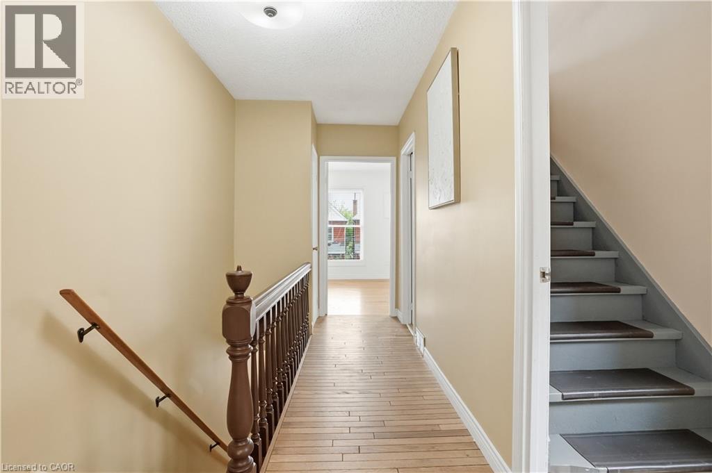 19 Huntley Street, Hamilton, Ontario  L8L 5X8 - Photo 19 - 40842443