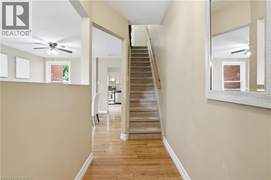 19 Huntley Street, Hamilton, Ontario  L8L 5X8 - Photo 7 - 40842443