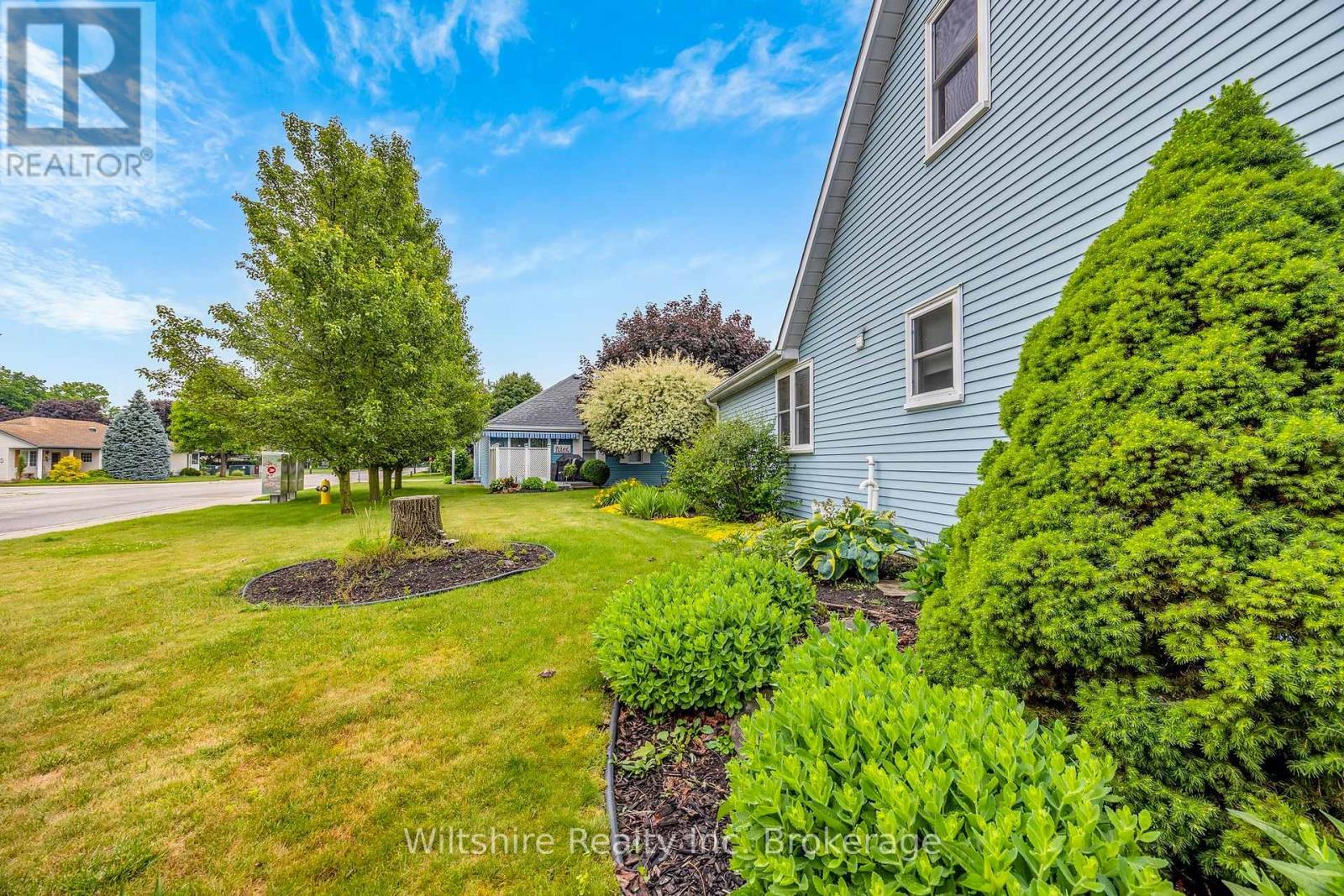 48 Sinclair Drive, Tillsonburg, Ontario  N4G 5L8 - Photo 2 - X13483886
