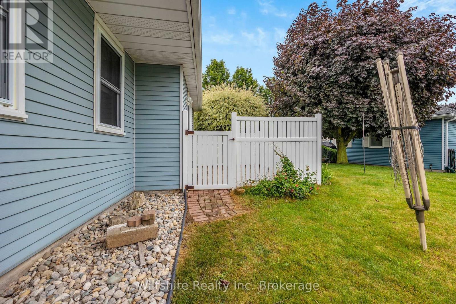 48 Sinclair Drive, Tillsonburg, Ontario  N4G 5L8 - Photo 28 - X13483886