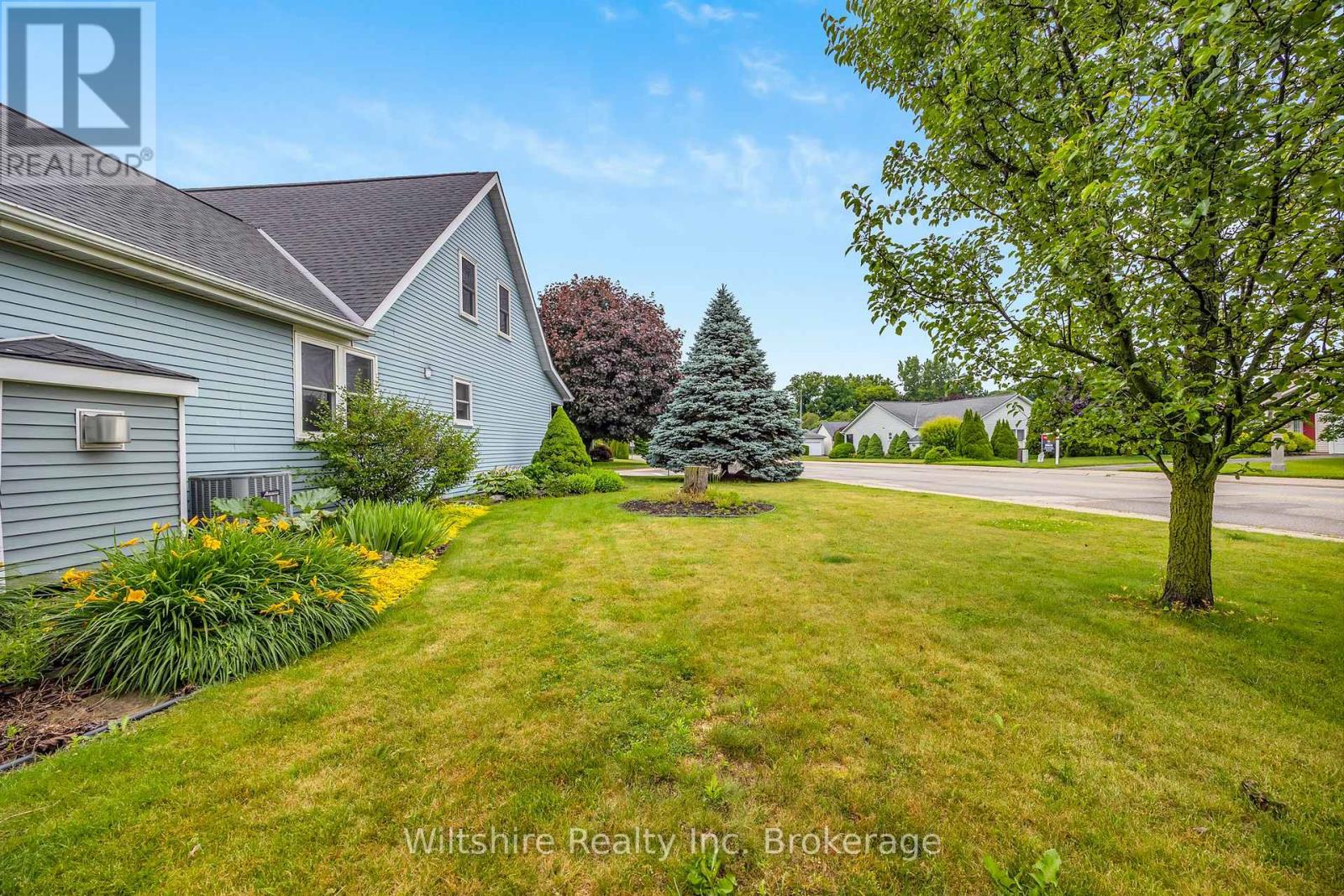 48 Sinclair Drive, Tillsonburg, Ontario  N4G 5L8 - Photo 3 - X13483886