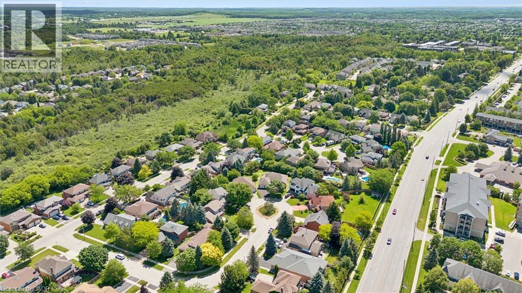 22 Lyle Place, Guelph, Ontario  N1L 1A8 - Photo 4 - 40842701