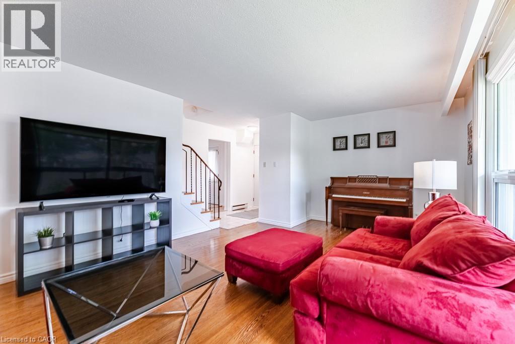 4042 Longmoor Drive Unit# 4, Burlington, Ontario  L7L 1X2 - Photo 11 - 40841400