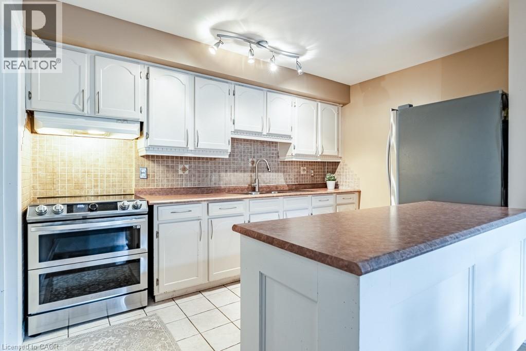 4042 Longmoor Drive Unit# 4, Burlington, Ontario  L7L 1X2 - Photo 14 - 40841400