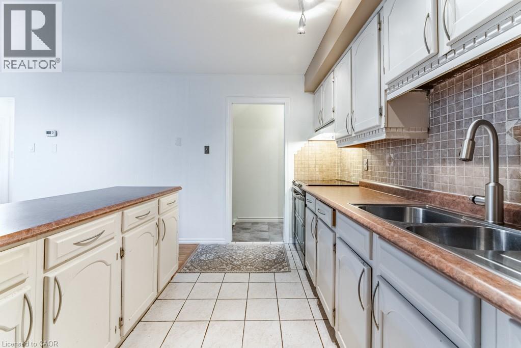 4042 Longmoor Drive Unit# 4, Burlington, Ontario  L7L 1X2 - Photo 17 - 40841400