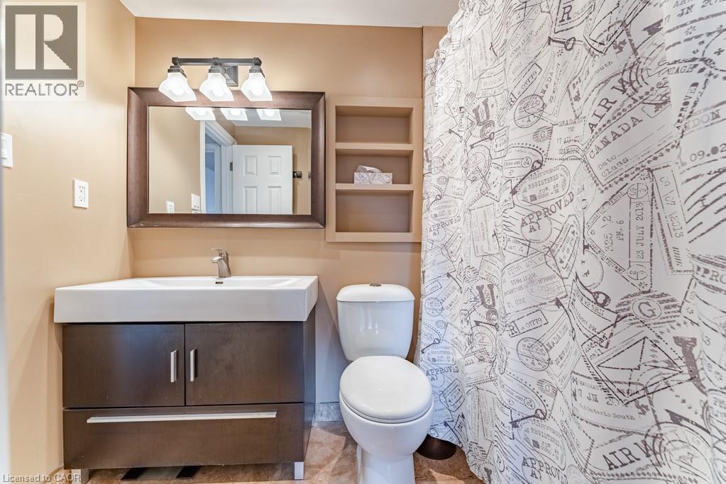 4042 Longmoor Drive Unit# 4, Burlington, Ontario  L7L 1X2 - Photo 22 - 40841400